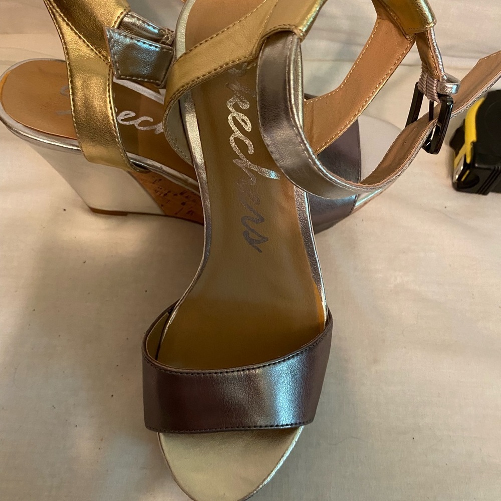 Sketchers tri- metallic high wedge heel size 7